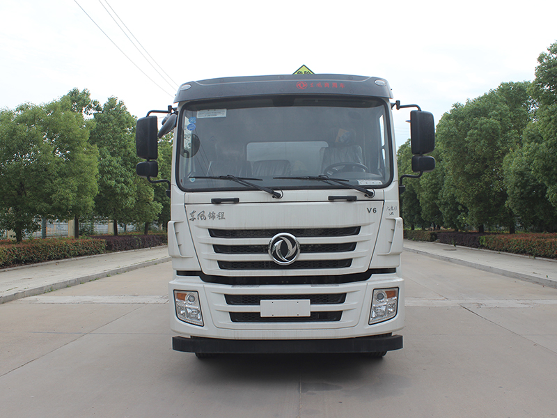 東風(fēng)隨專14.7立方SCS5260GFWEQ6腐蝕性物品罐式運(yùn)輸車(chē)