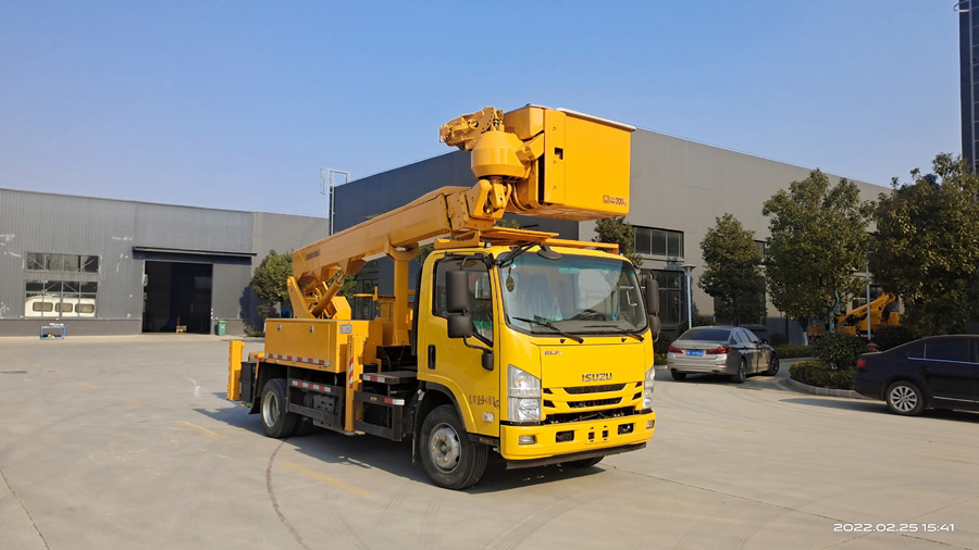 潤(rùn)知星牌SCS5091JGKQL6型高空作業(yè)車(chē)